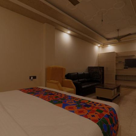 Отель Shri Tirupati Residency Лакхнау Экстерьер фото
